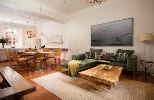 Richmond House | Aquarius Rising