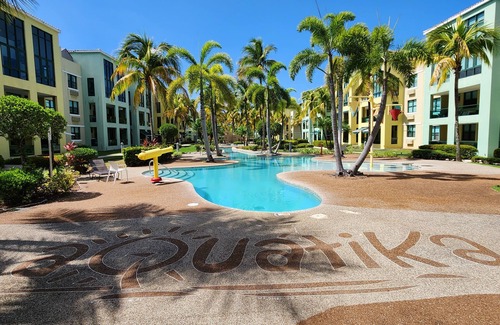 Mediania Alta Apartment | Aquatika Happy Place *pools and beach access*