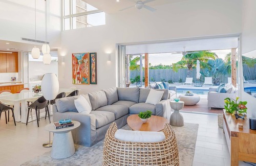 Leeward Settlement Villa | Aqueous: Luxury Villa w/Tranquil Pool Near Beach