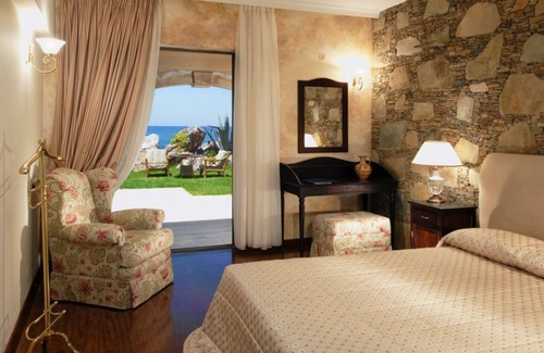 Adelianos Kampos Hotel | Aquila Rithymna Beach