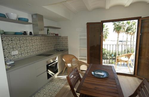 Old Town Apartment | AR28-2, Bonito apartamento en primera línea