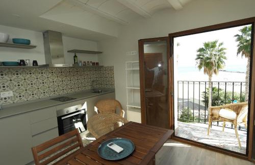 Old Town Apartment | AR28-2, Bonito apartamento en primera línea
