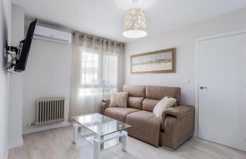Figares Apartment | Arabial Deluxe
