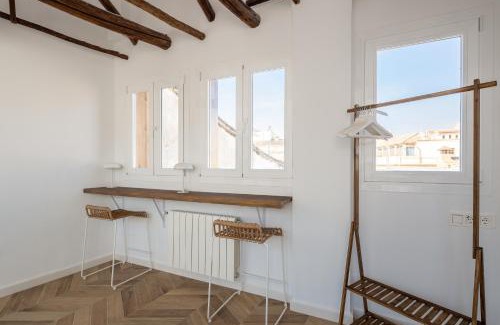 Granada City Center Apartment | Arabica Suites - Lujosa Vivienda con Suites Chimeneas en Granada - Centro