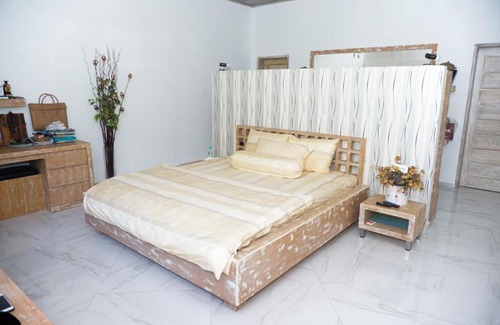 Kalibukbuk Villa | Araminth Private House