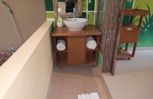 Kalibukbuk Hotel | Araminth Villa & Spa