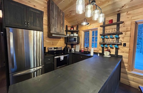 La Malbaie Ski Chalet | Arawak - Chalet Confortable et Moderne Avec Jaccuzzi