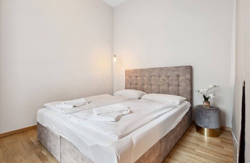 Charlottenburg Apartment | Arbio I Design Studio near Deutsche Oper Berlin