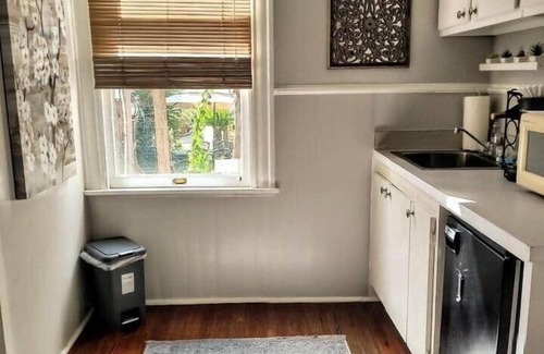 Arsenal Apartment | Arbor House-Blue 1