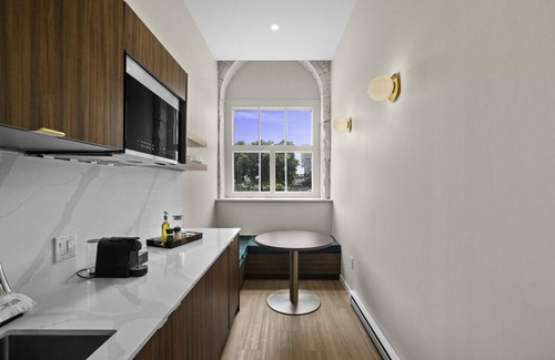 Old Montreal Hotel | Arcadia Hotel Boutique - Suite Room