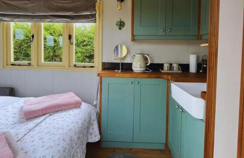 Beaworthy House | Arcadia Shepherds Hut