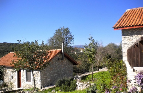 Fokiano House | Arcadian Stone House For You