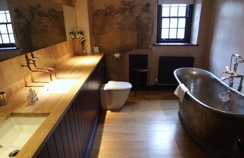 Frome Hotel | Archangel