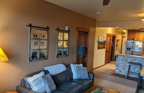 Fraser Condo | Archer's adventure - your mountain escape w/hot tub