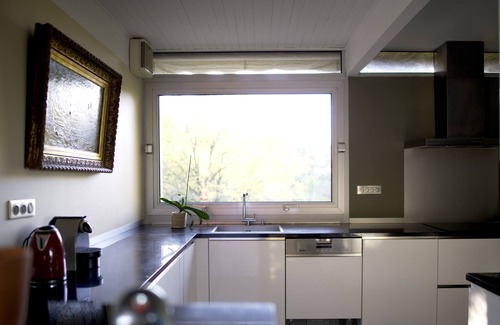 Le Puy-Sainte-Reparade Villa | Architect-designed hilltop villa Le puy Sainte Reparade