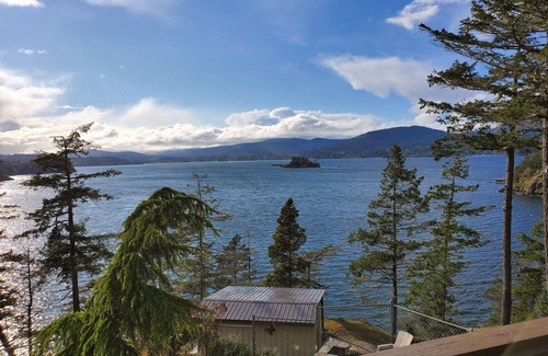 Juan de Fuca Electoral Area House | Architect Designed And Decorated Waterfront House, You Have The Whole House!