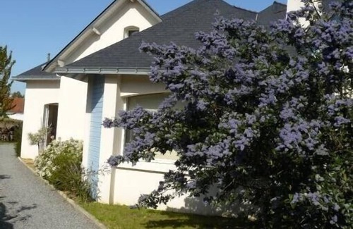La Baule-Escoublac Villa | Architect house for 8 in La Baule, in a quiet neighbourhood, 800m from the beach
