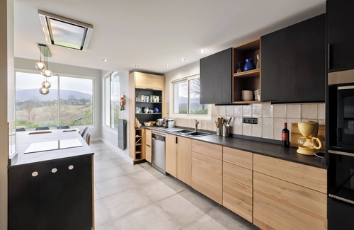 Urrugne Villa | Architect's house with swimming pool 10 minutes from St Jean de Luz