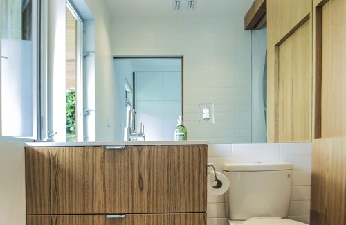 Sunset Park House | Architectural Modern House with Spa