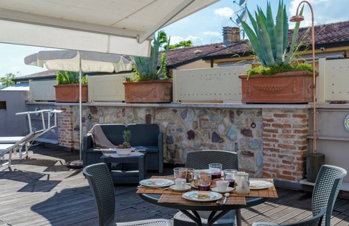 Sirmione Old Town House | Arcimboldo House 2+2, Emma Villas