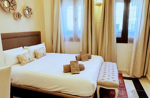 Historical Center Hotel | Arco de la Seda - Hotel Boutique