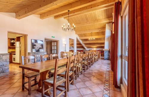 Arc-2000 Ski Chalet | Arcs 2000: 32 people, entire chalet with Mont Blanc view and close to the slopes
