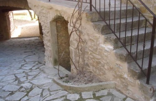 Lagorce House | Ardèche, Maison de caractère, 5 bedrooms, sleeps 10, private pool.