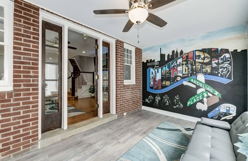 Primos Secane House | Ardelia's Place - Luxurious, Elegant & Comfortable Family-Sized Home!