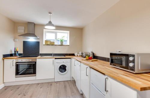 Sudbury House | Ardley Cottage Badger