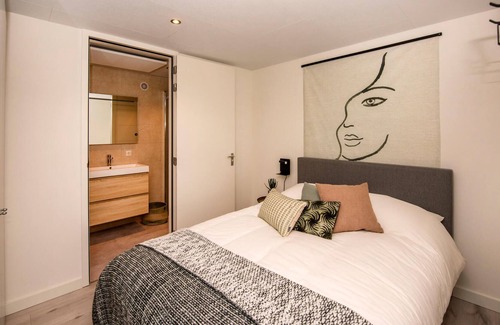 Maasbree House | Are you dreaming of a relaxing and varied vacation close to the water? Then this vacation home might