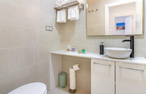 Playa Honda Apartment | Are you dreaming of a vacation close to the beach?