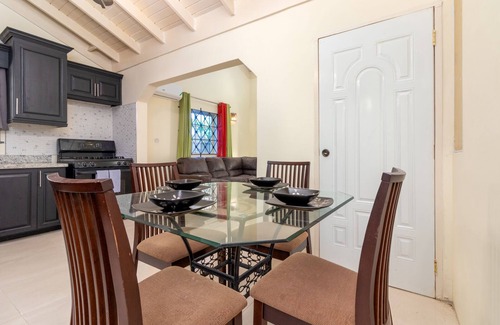 St. Ann's Bay Apartment | Areca Hideaway Haven
