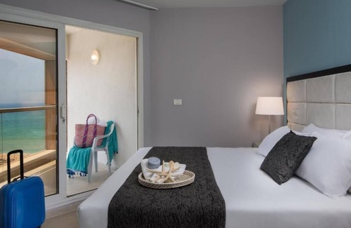 Bat Yam Hotel | Arena by the Beach