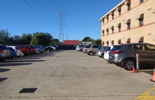 Greenacre Hotel | Arena Hotel (formerly Sleep Express Motel)