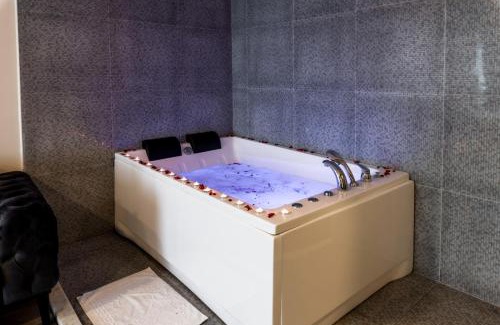 Serifali Mahallesi Hotel | ARENA LUXURY SUİTES HOTEL