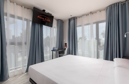 Quatre Carreres Hotel | Arena Zone Hotel