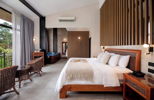 Arenal Hot Springs Hotel | Arenal Kioro Suites & Spa