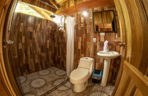 Penas Blancas Cabin | Arenal Rustic Lodge