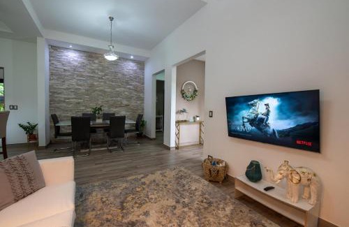 Penas Blancas Villa | Arenal White Bliss Villa
