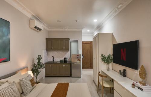 Tan Binh Hotel | Ares Airport Home