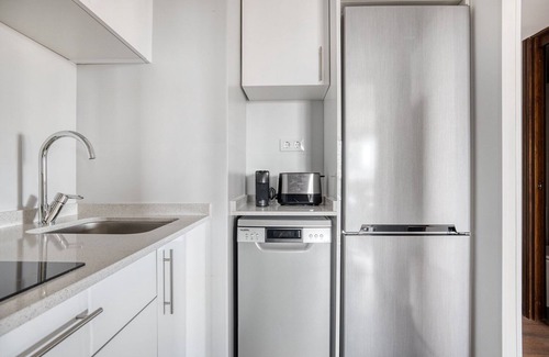 Moncloa - Arguelles Apartment | Argüelles 2br, nr Madrid Rio & amazing views