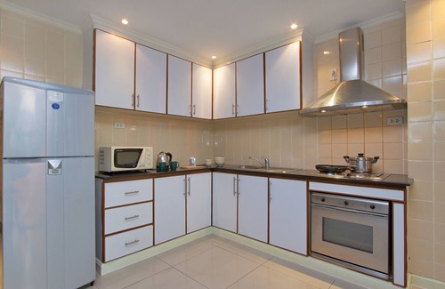 Pratumnak Hill Apartment | Argyle Apartments Pattaya