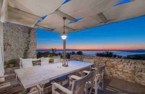 Korithi Villa | Aria Villa