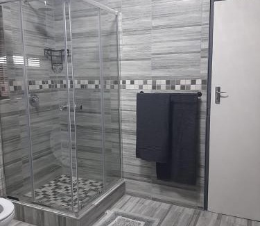 Amalinda Apartment | Ariah's Guesthouse and Self Catering