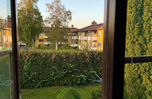Katrineholm Villa | Ariana home (fully furnished house with garage and patio in the center)