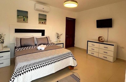 Los Patos Hotel | Arisha Villa Paradise