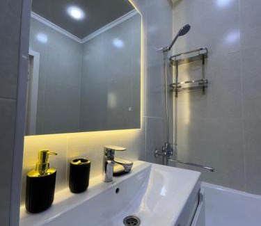 Osh Apartment | Aristocrat Apartments