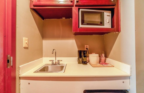 Jonesboro Hotel | Ark Suites By OYO Jonesboro I-555
