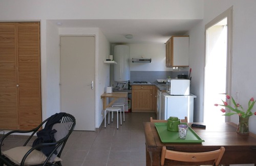 Arles Cottage | Arles gite, in the countryside and close to the old town (10mn) by car