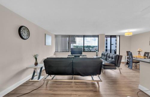 Crystal City Apartment | Arlington 2BR 2Ba Apartment in Crystal City apts